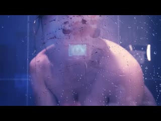 masturbation in the shower pluie violette 2